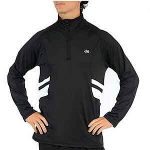 ALO Yoga Black and White Men's Sweater